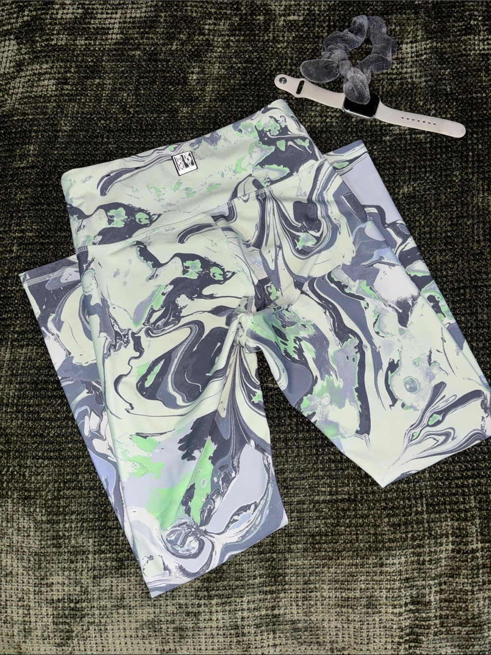 DKNY Marble-Print Leggings in Gray & Green